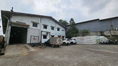 Pabrik / Gudang Dijual Cepat, Istimewa Luas Dan Strategis