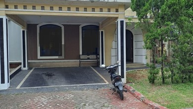 Jual Rumah Siap Huni di Serpong, Tangerang Selatan, LT 200 m2
