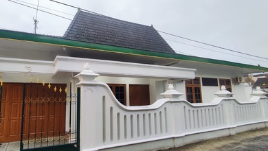 Rumah Area Premium Sleman, Sleman - Harga Menarik 6,5 Miliar