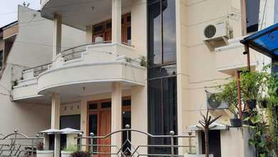 Rumah Area Luxury Sleman, Yogyakarta - Harga Menarik 3,5 Miliar