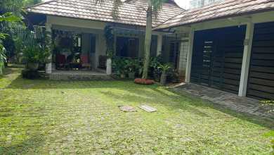 Rumah Mewah LT 837 m2, di Sleman, Sleman