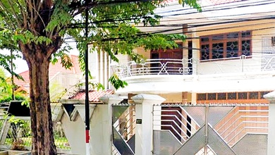 Rumah Premium Luas 544 Jual area Tenggilis Mejoyo, Surabaya