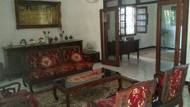 Dijual rumah Mewah di Lengkong, Bandung - LT 285m²