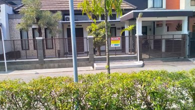 Rumah Dijual di Arcamanik, Bandung, LB 200m², Harga Kompetitif!