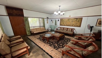 Hunian Elegan di Coblong, Bandung, 3 KT, LT 333m²