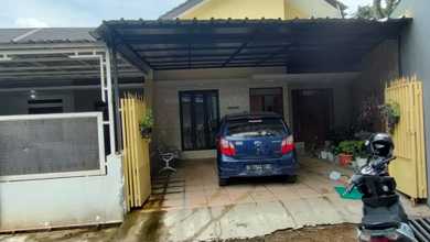 Kesempatan Rumah di Arcamanik, Bandung, LB 126m², Harga 900 Juta