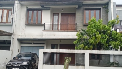 Rumah Elite di Kawasan Batununggal, Bandung, LB 1875m², Harga 3,45 Miliar
