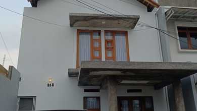Rumah Dijual di Arcamanik, Bandung, LB 100m², Harga Terbaik!