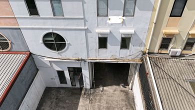 Gudang 3 Lantai Siap Pakai Gudang Di Pantai Indah Kapuk 300.0 M²