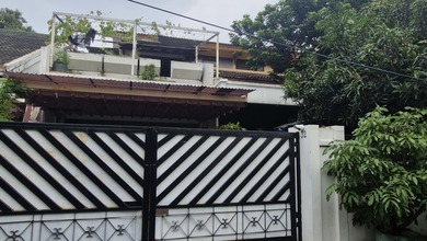 Jual Rumah Siap Huni area Pejaten, Jakarta Selatan, Luas 414 m2