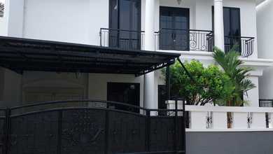 Rumah Elegan di Serpong Utara, Tangerang Selatan, 4 Kamar Tidur, LT 240m²