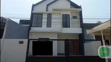 Jual Rumah Nyaman di Mulyosari, Surabaya - LT 120m²
