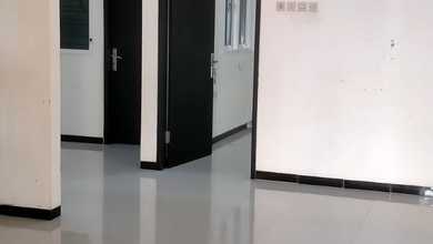 Rumah Dijual di Dharma Husada, Surabaya, LB 140m², Harga Kompetitif!