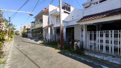 Jual Rumah Nyaman di Mulyorejo, Surabaya - LT 165m²