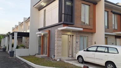 Promo Rumah di Gresik Kota, Gresik, LB 67m², Harga 1,25 Miliar