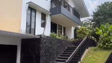 Jual Rumah Bagus Luas 786 m2 di Pondok Pinang, Jakarta Selatan