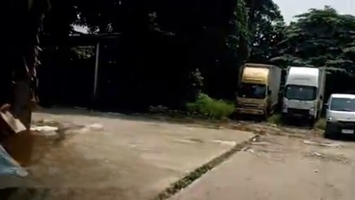 Jual/Sewa Tiga Ruko Gandeng Jalan Menjangan Raya Bintaro Pondok Ranji Tangerang Selatan Dekat Mall B Exchange Cocok untuk Ekspedisi, Rumah Makan, Caffe, Klinik, Gudang, Workshop, Pool Mobil, Dll