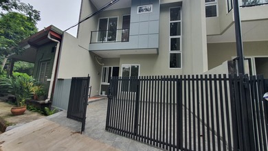 Rumah Sewa Nyaman Lokasi Villa Melati Mas, Tangerang Selatan, LB 120m²