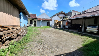 Jual Tanah Kawasan Komplek Duri Kosambi Pemandangan Danau dan Taman