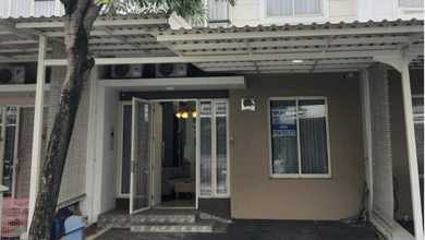 Rumah Eksklusif Luas 90 m2, area Green Lake City, Jakarta Barat