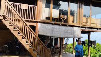 Dijual Villa Panggung Kayu Kelapa