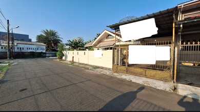 Rumah Sewa Nyaman Lokasi Kalideres, Jakarta Barat, LB 254m²
