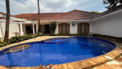 Rumah Sewaan Murah di Cilandak, Jakarta Selatan, 3 KT, Harga 400 Juta /tahun