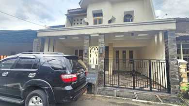 Kesempatan Rumah di Pondok Bambu, Jakarta Timur, LB 212m², Harga 2,2 Miliar