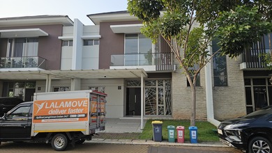 Disewakan Rumah Murah di Pantai Indah Kapuk 2, Jakarta Utara, LT 150m²