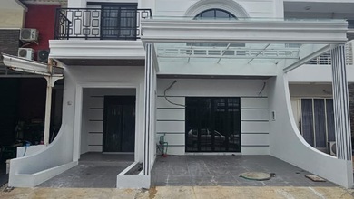 Rumah Elegan di Cengkareng, Jakarta Barat, 4 Kamar Tidur, LT 120m²