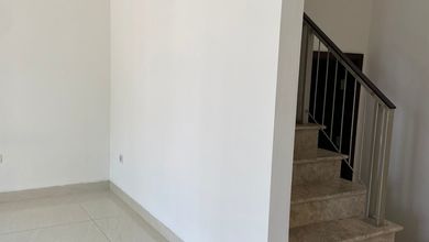 Jual Rumah Siap Huni area Golf Island, Jakarta Utara, Luas 90 m2