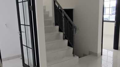 Rumah Sewaan Murah di Pantai Indah Kapuk 2, Jakarta Utara, 3 KT, Harga 100 Juta /tahun