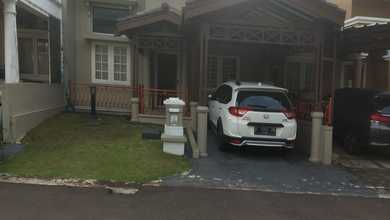 Dijual Rumah Strategis di Kota Wisata, Bogor - LT 105m²