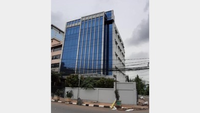Dijual/Disewakan Gedung Kantor 6.5 Lantai di Cikini, Jakarta Pusat