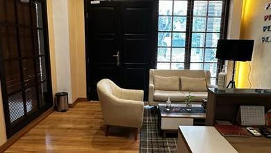 Disewakan Rumah bisa Buat Kantor, Resto, Kafe di Teuku Cik Ditiro Menteng Jakarta Pusat