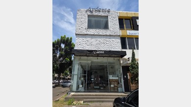 Ruko 3 Lantai Posisi Hook di Alam Sutera, Tangerang Selatan