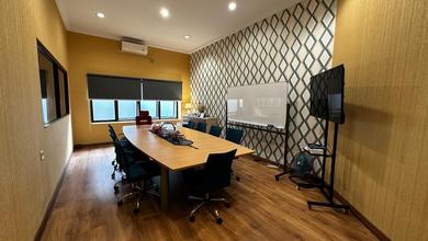 Disewakan Rumah bisa Buat Kantor, Resto, Kafe di Teuku Cik Ditiro Menteng Jakarta Pusat