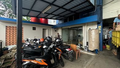 Gudang + Kantor Furnished Kawasan Pergudangan Taman Tekno BSD