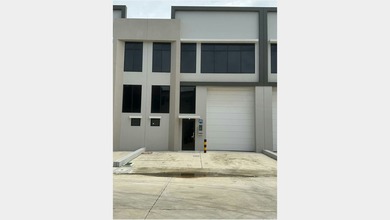 Disewakan Gudang Bizz Park (2 Gudang) di Pik Pantai Indah Kapuk