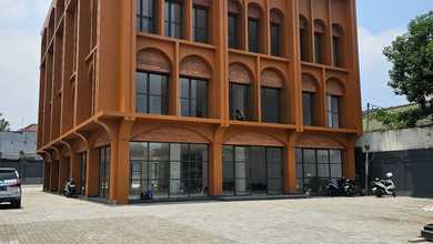 Dijual/Disewa Gedung Brand New 4 Lantai di Ragunan Pasar Minggu, Jakarta Selatan