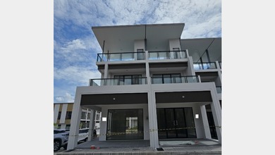 Ruko Sorrento 3 Lantai Posisi Premium di Gading Serpong, Tangerang