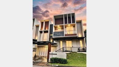 Rumah Area Luxury Summarecon Serpong, Tangerang - Harga Menarik 8,29 Miliar