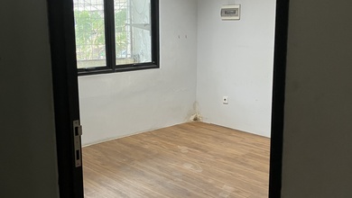 Disewakan Ruko Parkir Luas Jalan Raya Besar Green Garden