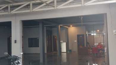 Disewakan Tempat Usaha Gandeng Bagus Posisi Ramai Perkantoran