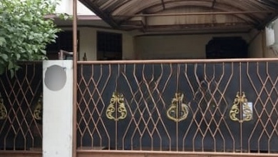 Jual Rumah Strategis di Duren Sawit, Jakarta Timur - LT 96m²