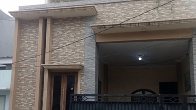 Jual Rumah Strategis di Golden City, Bekasi - LT 90m²