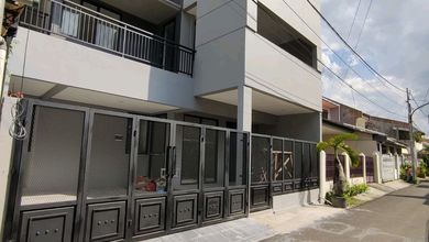 Jual Rumah 200 di Rawamangun, Jakarta Timur