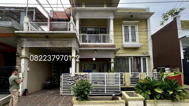 Dijual Rumah Nyaman di Galaxy, Bekasi - LT 180m²