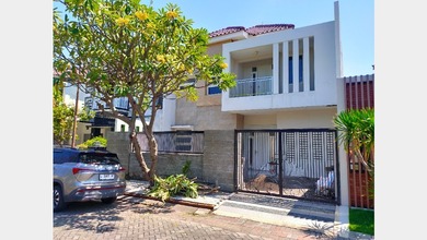Kesempatan Eksklusif, rumah Prestisius di Rungkut, Surabaya, LB 170m²
