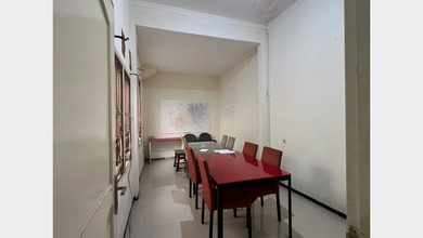 Rumah Siap Pakai di Kawasan Rungkut, Surabaya, LT 200m²